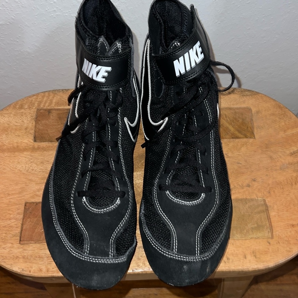 Nike Wrestling Shoes Size 13 Gem